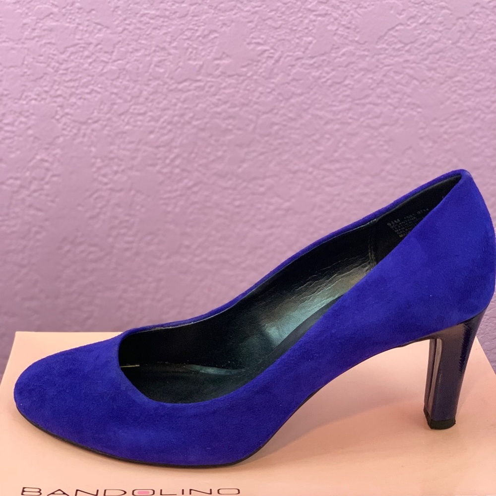 Bandolino Lantana Blue Suede Pump